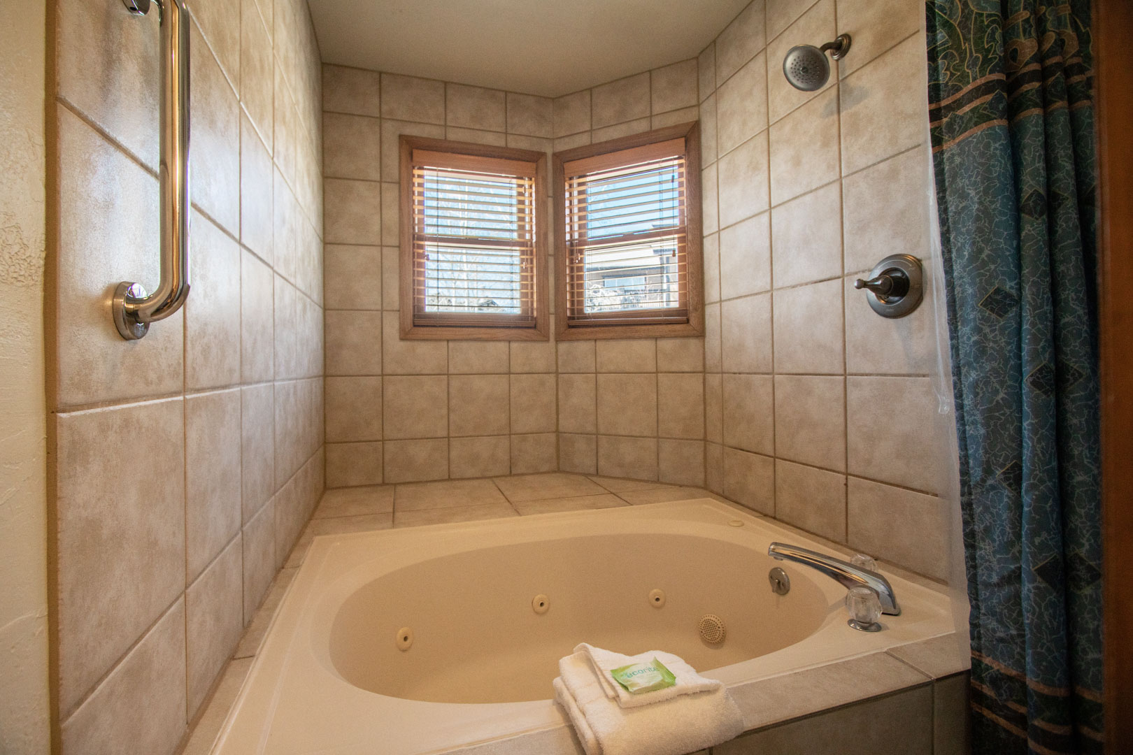 A relaxing bathtub at VRI's Sunburst Resort in Steamboat Springs, Colorado.